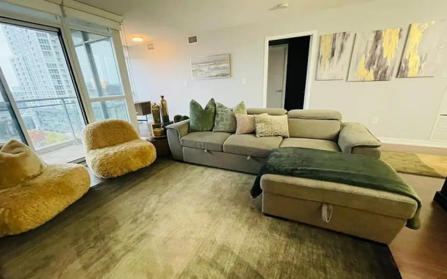 Toronto Escape - The Jasper Suite