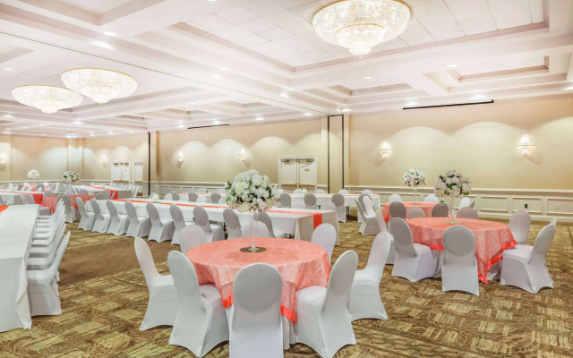Wyndham Virginia Beach Oceanfront