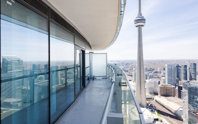 The Ice Condos South Tower by TopLine Suites