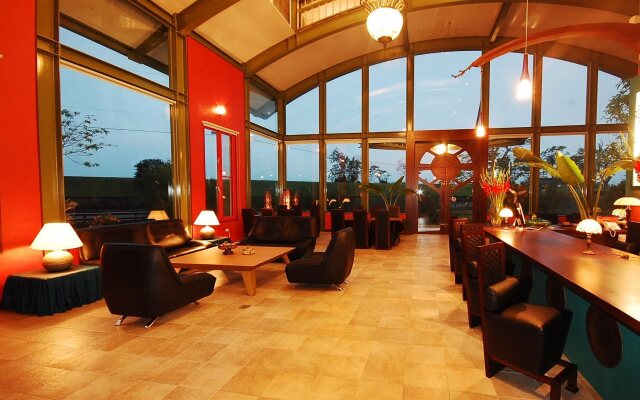 March Three Inn