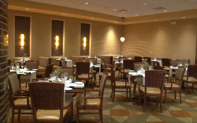 Florida Hotel & Conference Center in the Florida Mall