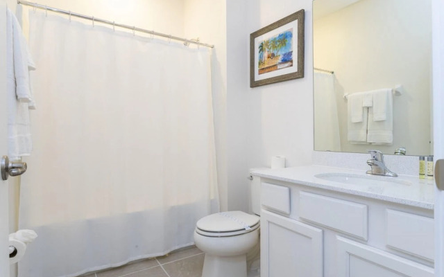 Amazing Large Home Near Parks