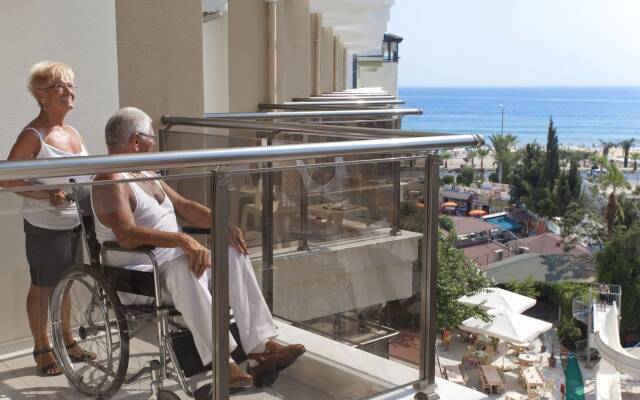 Monte Carlo Hotel - All Inclusive