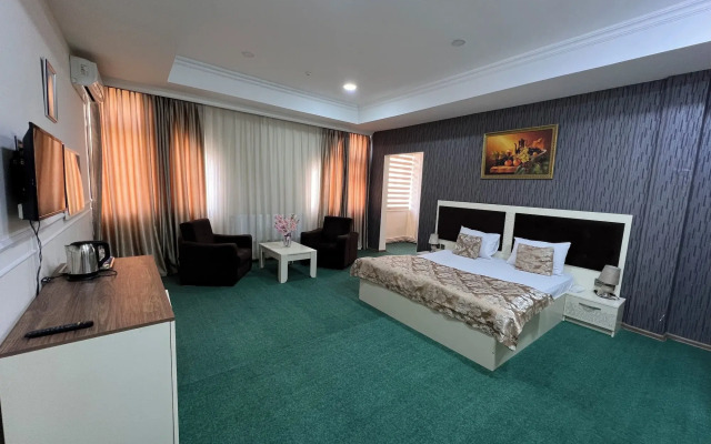 Khaghani Center Hotel