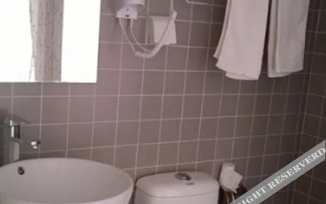 Doushi 118 Chain Hotel （Tianjin Yujiabao )