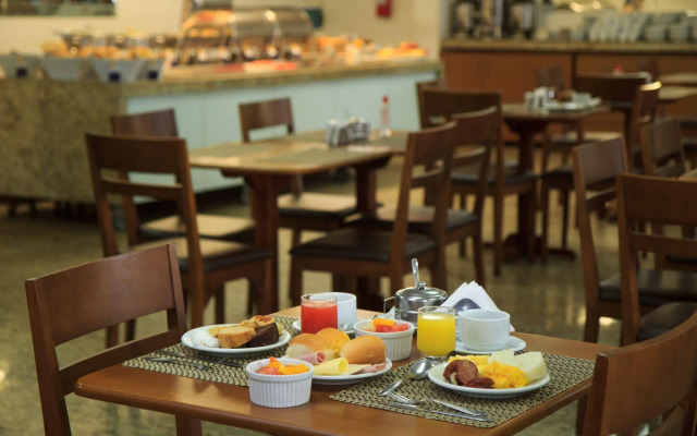 Marinas Maceió Hotel
