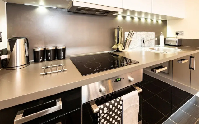 Heron House Apartments