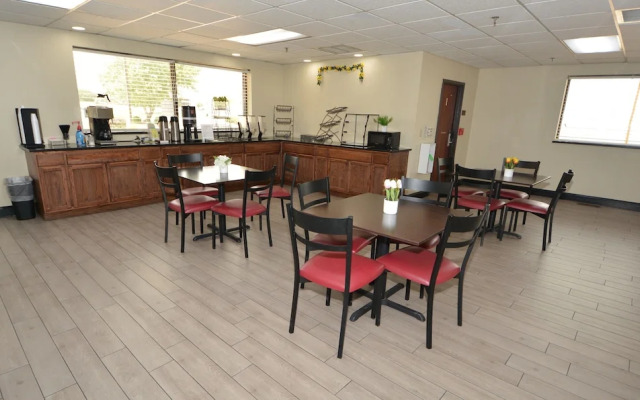 Golden Hotel and Conference Centre