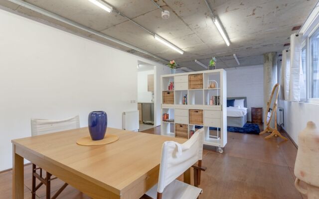 Bright Flat Near Shoreditch