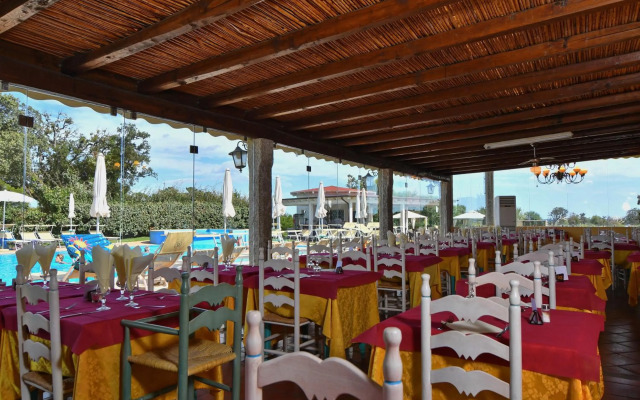 Li Suari Club Village