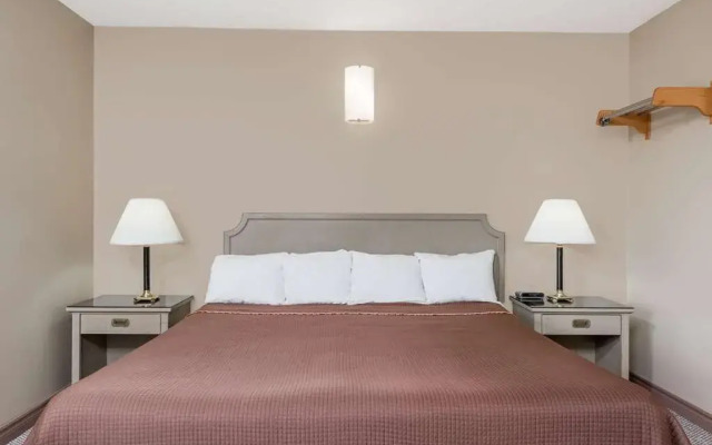 Howard Johnson Inn London