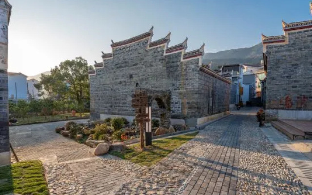 Guipu Chang Tang Resort Hotel