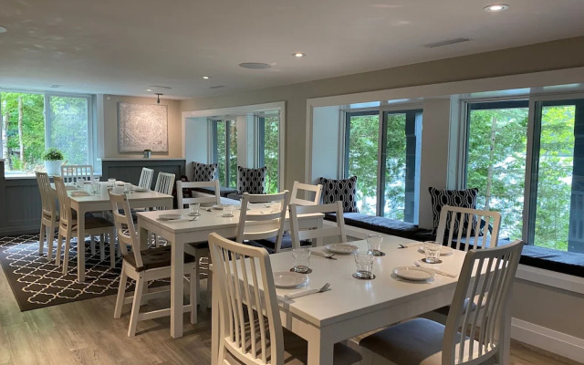 Somerset Lakeside Resort