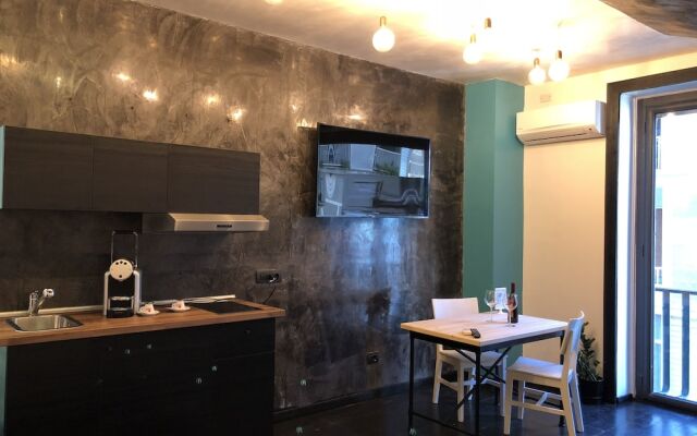Black Vulcano Suites&Studios