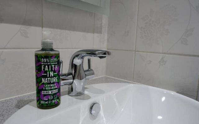 Troedyrhiw Holiday Cottages