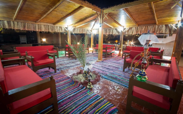 Sharming Inn Hotel