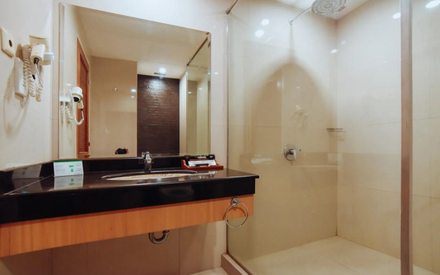 Surabaya Suite Hotel