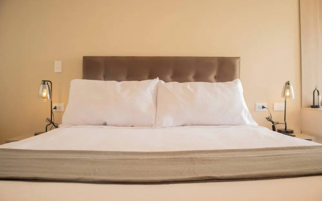 w Trendy 2BR Apartment w Pool in Barranco