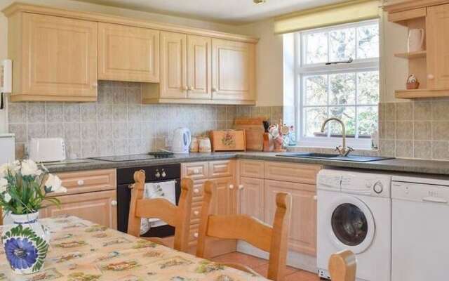 Boutique Apartment in Bere Regis With Pond