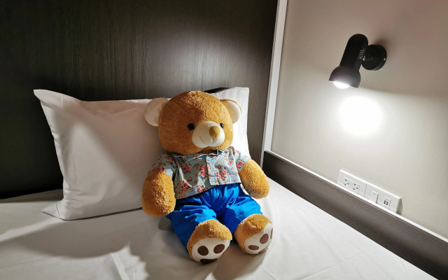 Napa Hostel Samrong Station