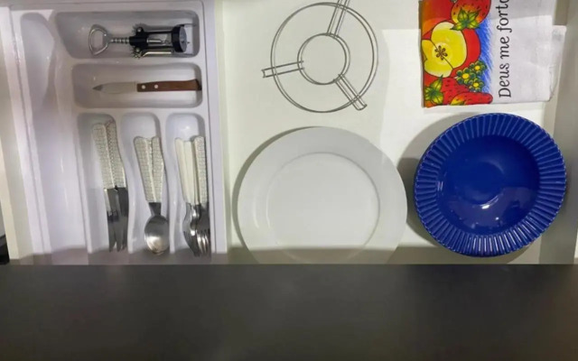 Flat 317 Granja Cotia Wi-Fi equipado e funcional