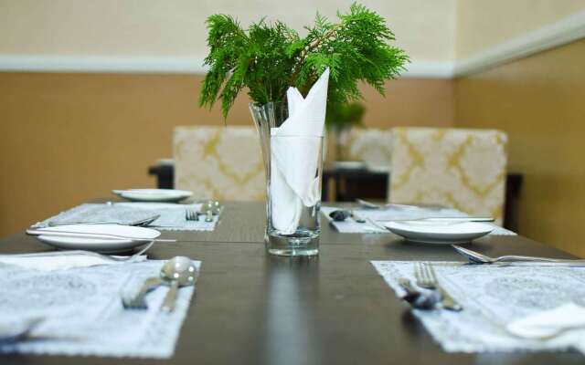 Best Western Plus Mydas Hotel
