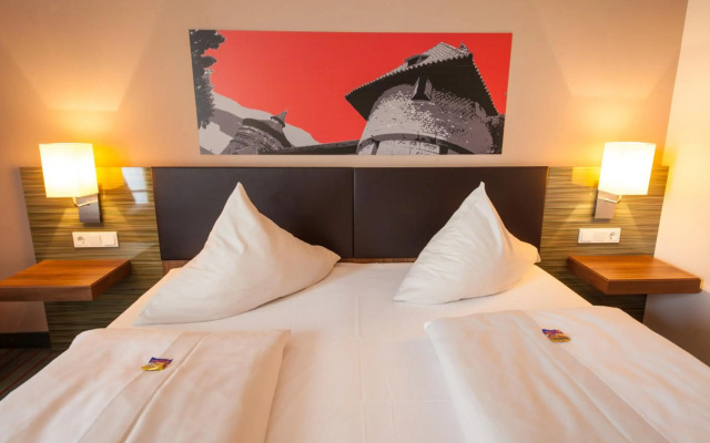 NOVINA HOTEL Tillypark