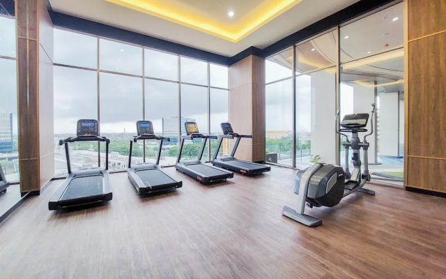 Homey And Good Place 2Br Transpark Bintaro Apartment