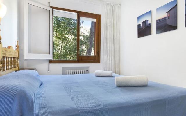 Apartment - 4 Bedrooms with Pool and Sea views - 107154