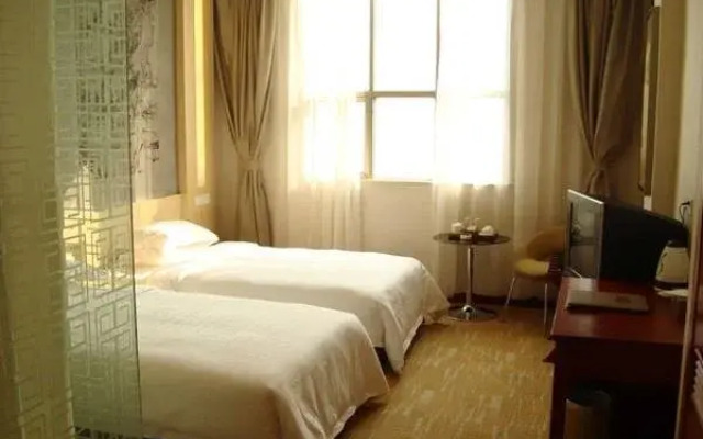 Golden Palace Hotel