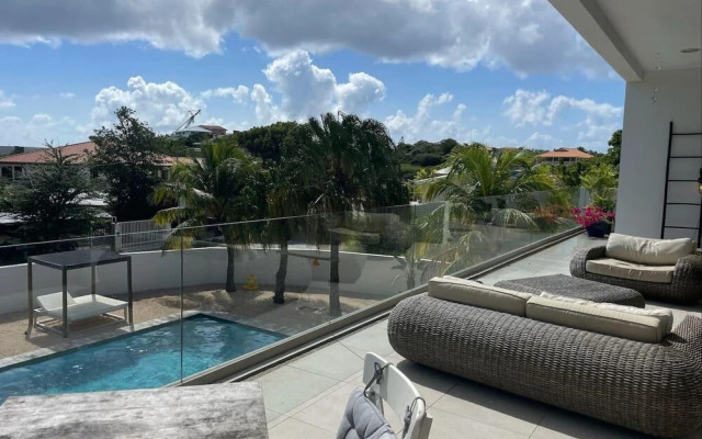 Luxury 4 bed Villa - Private Pool - Sleeps 8