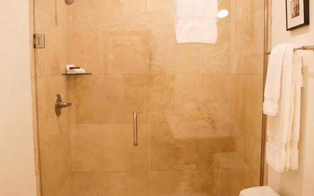 The Lofts at the Five & Dime