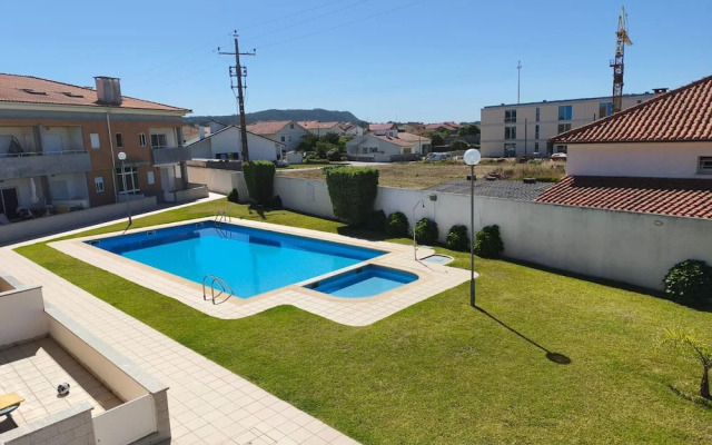 Beach Pool Villa Near Esposende Ap lia