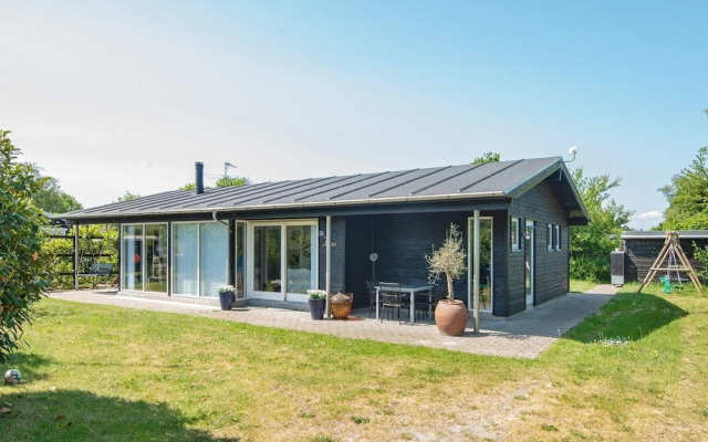 8 Person Holiday Home in Glesborg