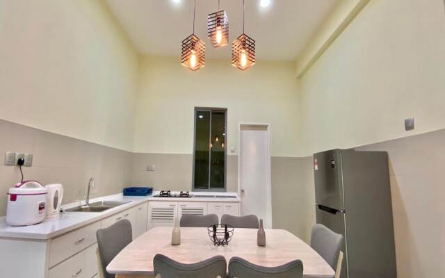 Capital O 90986 The Loft Residences