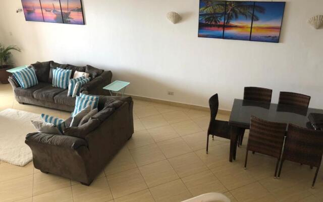 Stay.Plus Shanzu Beachfront Apartment