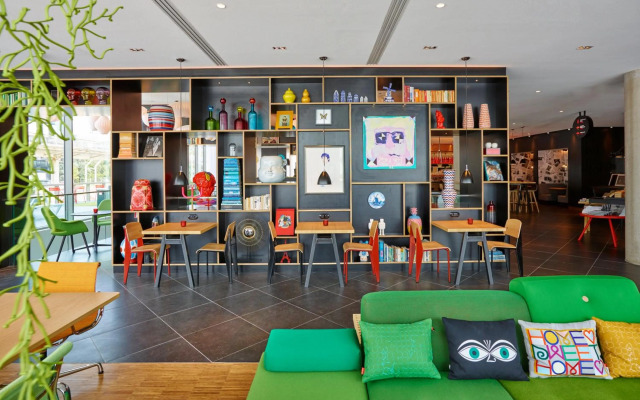 citizenM Paris la Défense