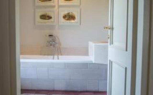 Castello Di Mornico Losana