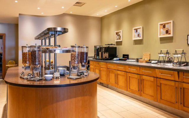 The Milestone Peterborough Hotel, Sure Collection