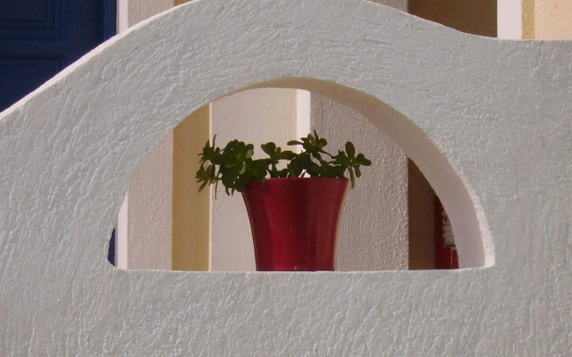 Hotel Thira
