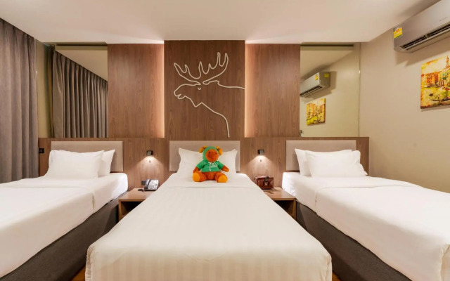 Moose Hotel Chiang Mai