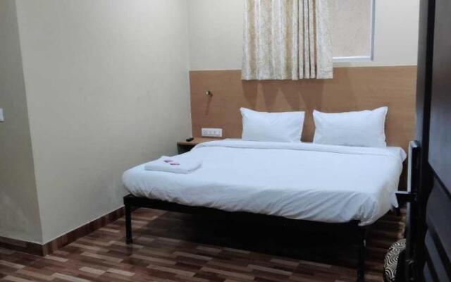 OYO Flagship 70066 Jeet Stay