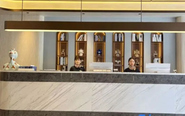 LanOuShangPin Hotel (Baoji Long County Guanshan Avenue) – Lobby – Baoji