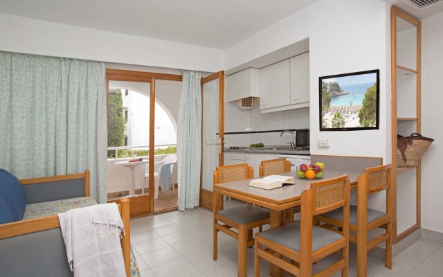 Gavimar Cala Gran Hotel and Apartments