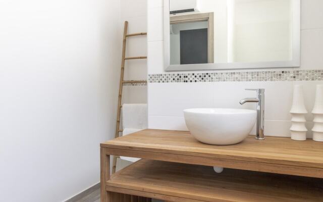 Villa in La Cadiere-d'azur With Private Pool