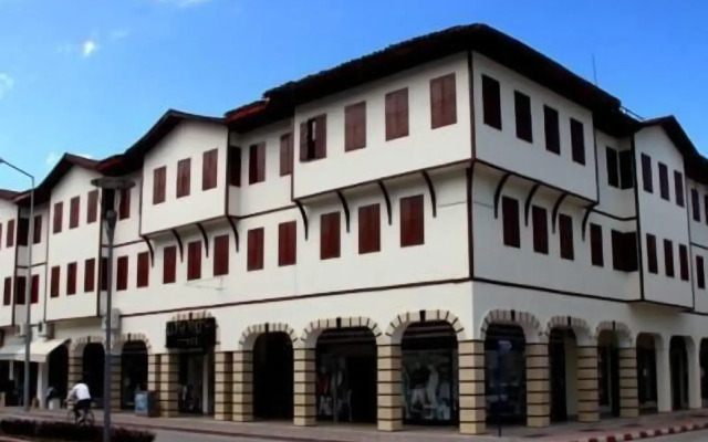 Idyros Hotel