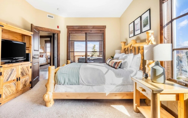 Three Kings - Slopeside