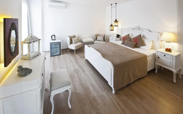 Sade Alacati Hotel