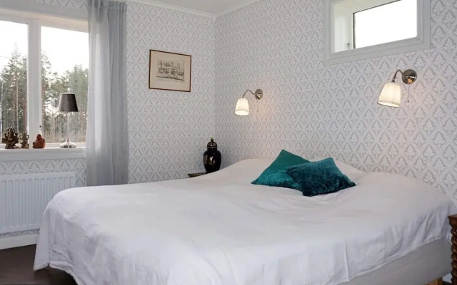 10 Person Holiday Home in Vimmerby-by Traum