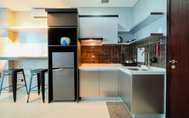 Spacious and Artsy Studio Apartment at Brooklyn Alam Sutera